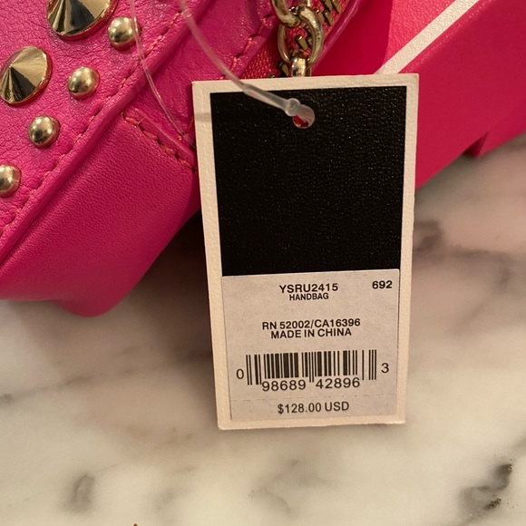 Juicy Couture wristlet - Picture 4 of 6